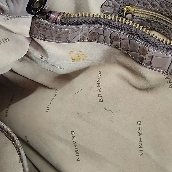 Elegant Crocodile Embossed Tan and Black Women's Bag - Picture 16 of 16